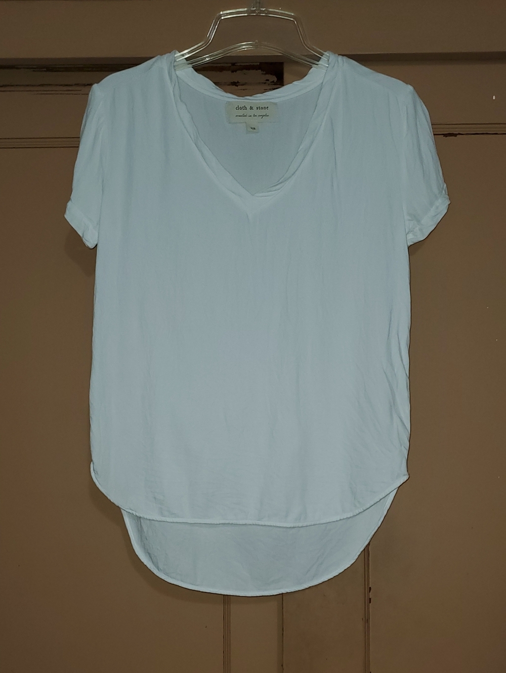 cloth & stone White V-Neck Short Sleeve Top
